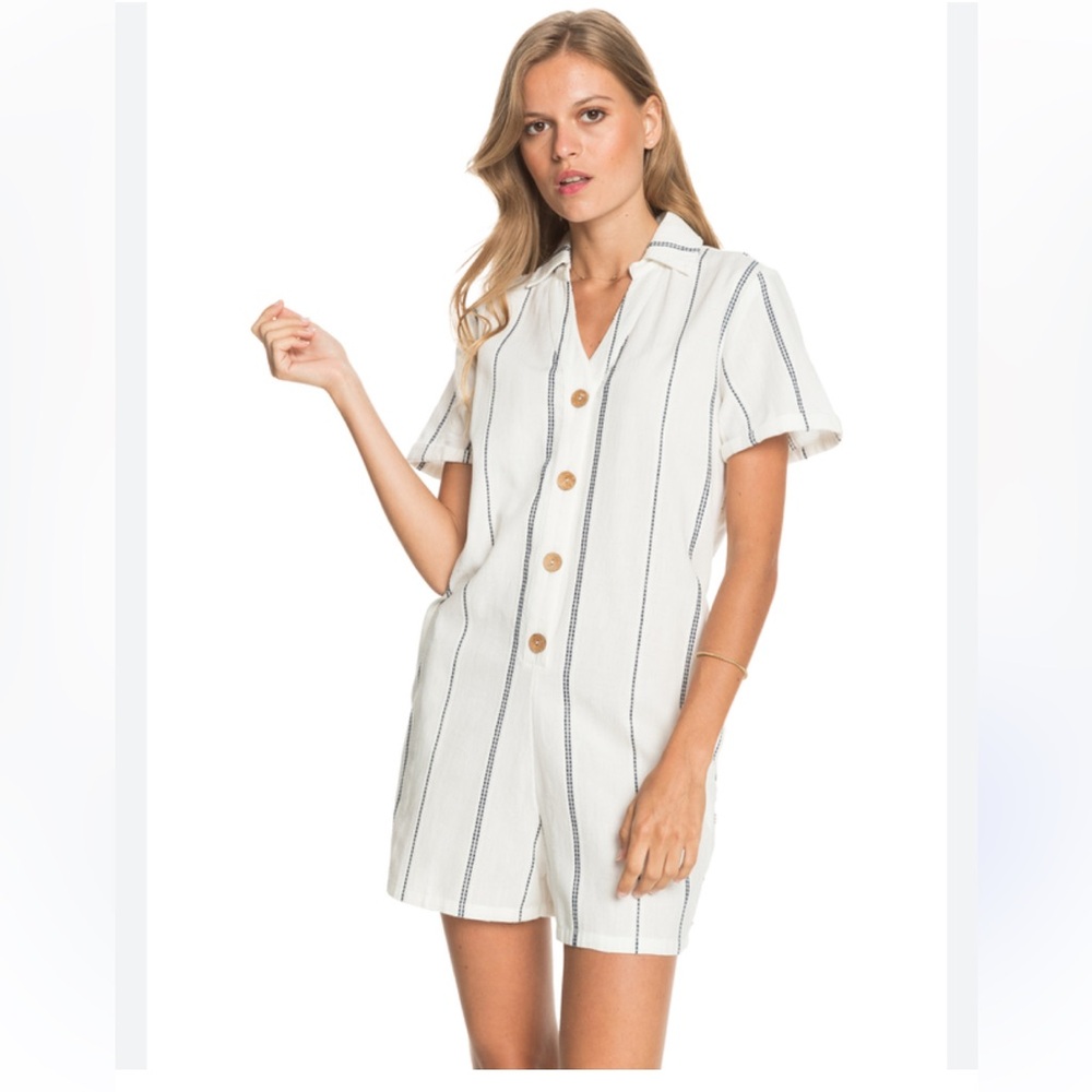Roxy White Pinstripe Short-Sleeve Striped Romper XS